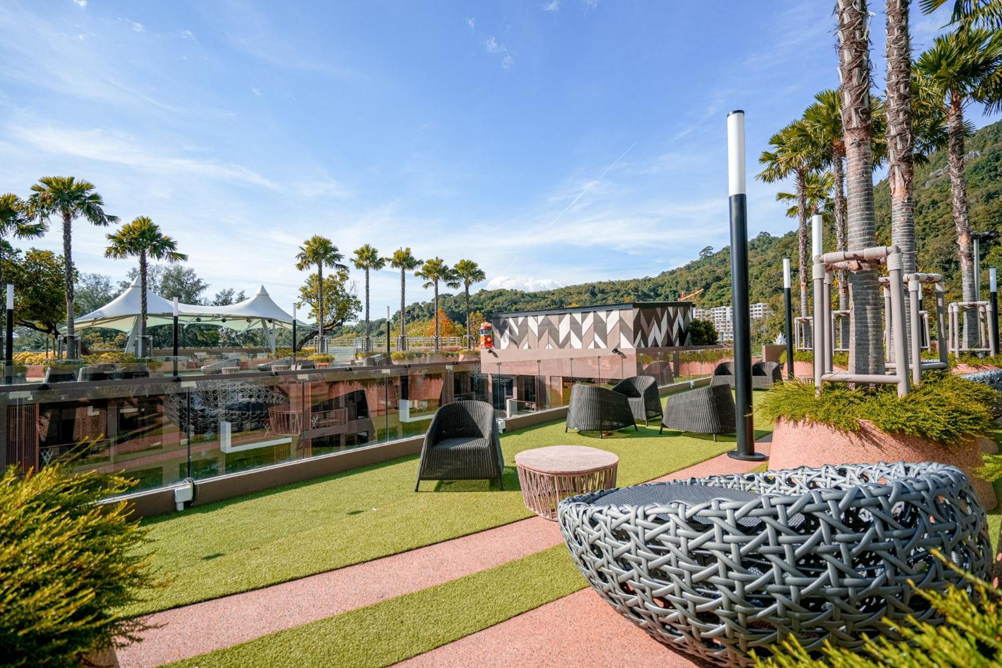 The Marin Phuket 카말라 비치 외부 사진