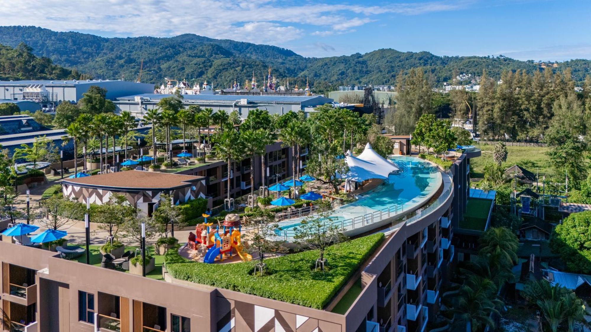 The Marin Phuket 카말라 비치 외부 사진